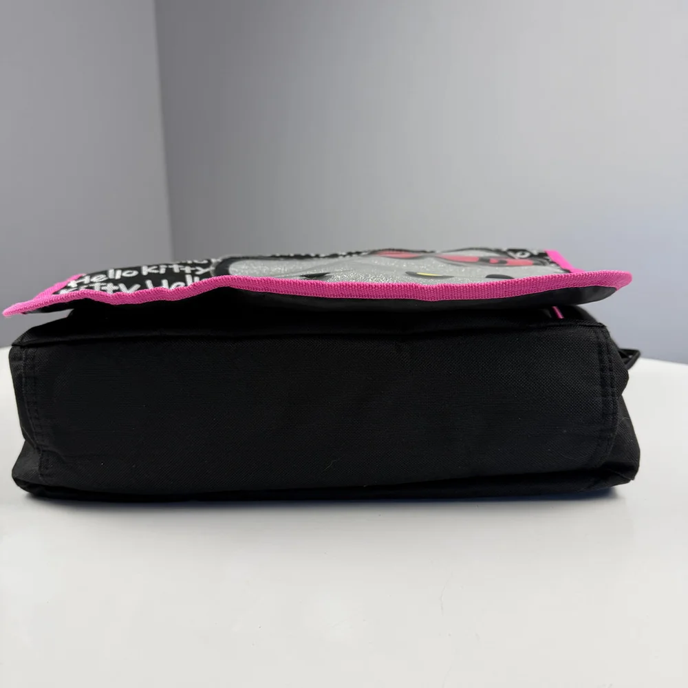Sanrio official Hello Kitty Messenger Bag Black Pink - Picture 5 of 13